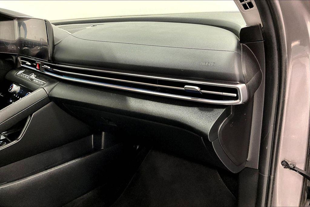 used 2022 Hyundai ELANTRA HEV car, priced at $21,000