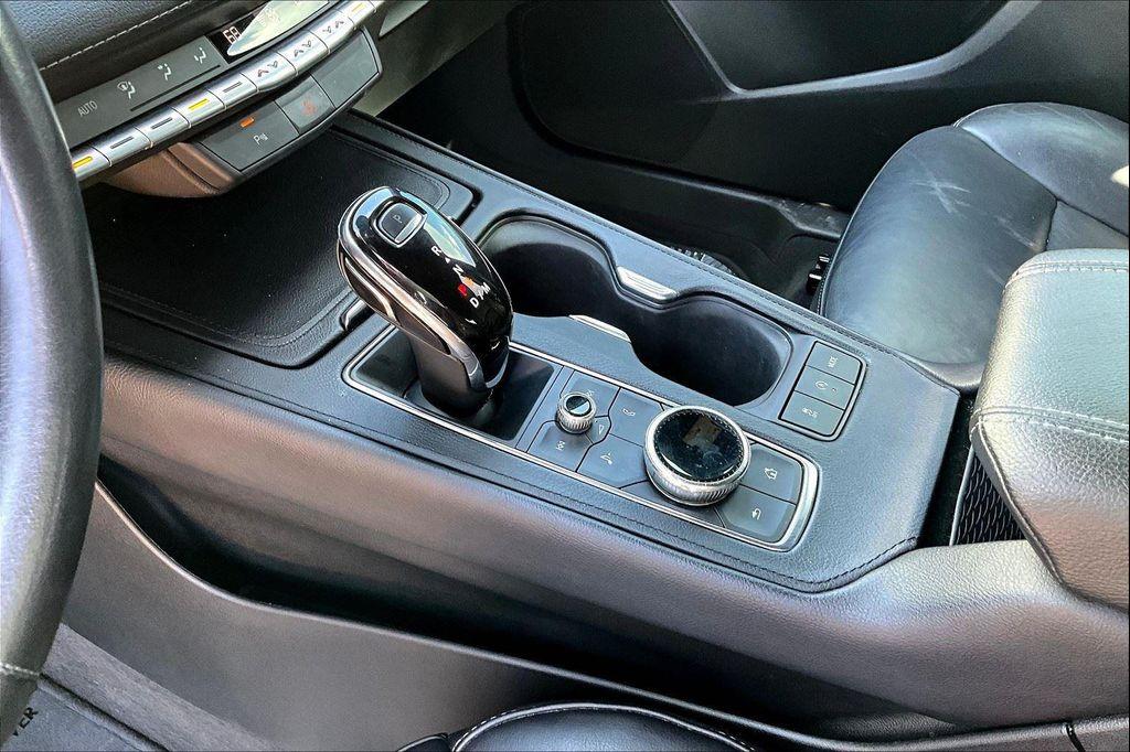 used 2020 Cadillac XT4 car
