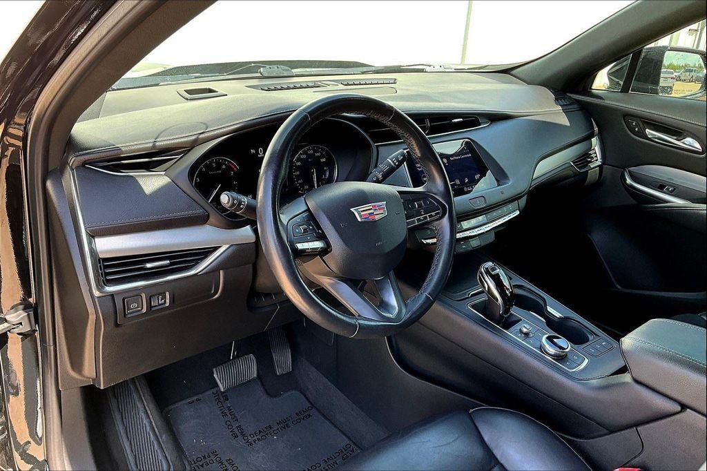 used 2020 Cadillac XT4 car