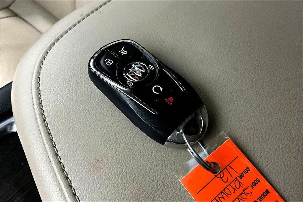 used 2020 Buick Enclave car, priced at $18,000