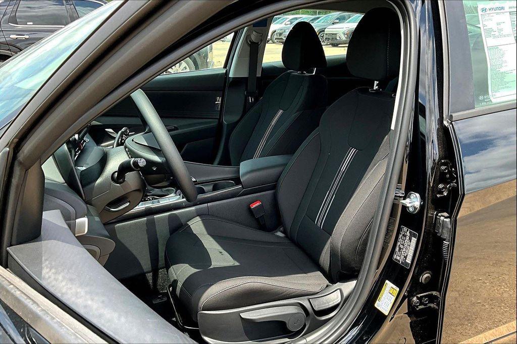 new 2025 Hyundai ELANTRA HEV car, priced at $26,241