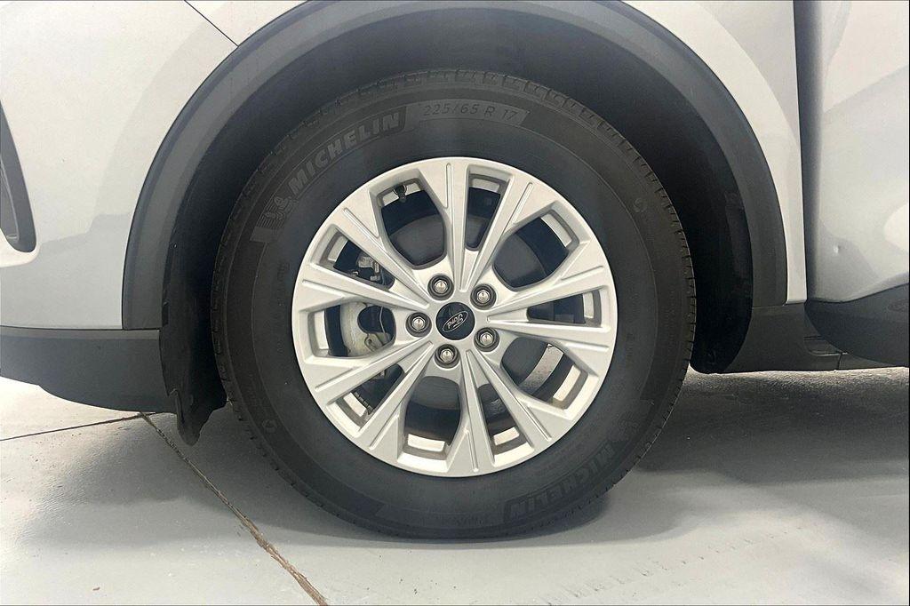 used 2023 Ford Escape car, priced at $21,645
