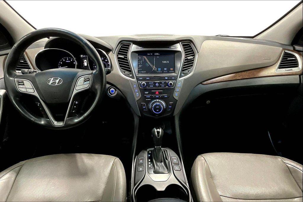 used 2017 Hyundai Santa Fe car