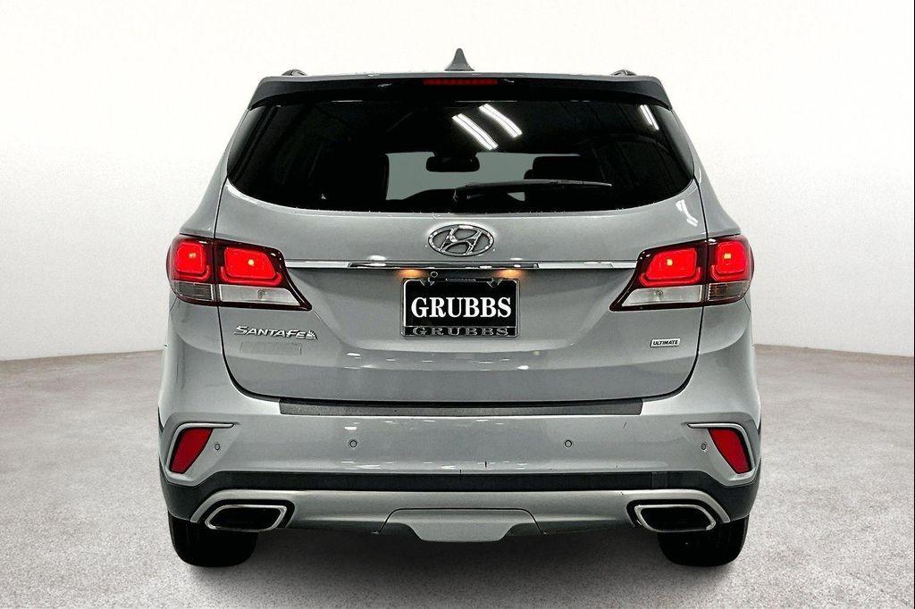 used 2017 Hyundai Santa Fe car