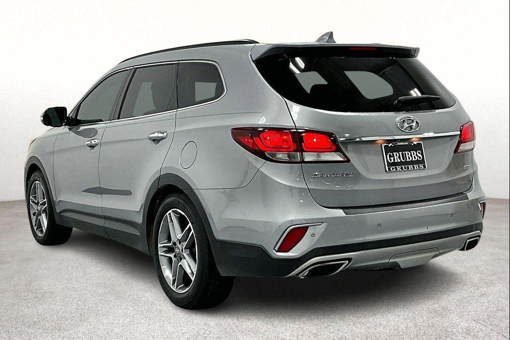 used 2017 Hyundai Santa Fe car