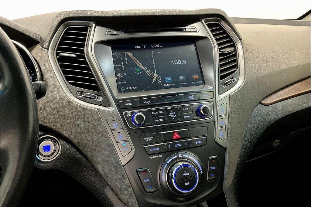 used 2017 Hyundai Santa Fe car