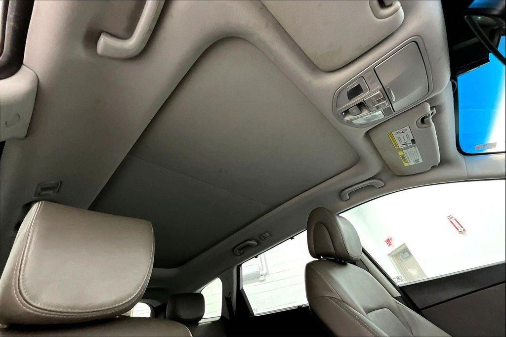 used 2017 Hyundai Santa Fe car