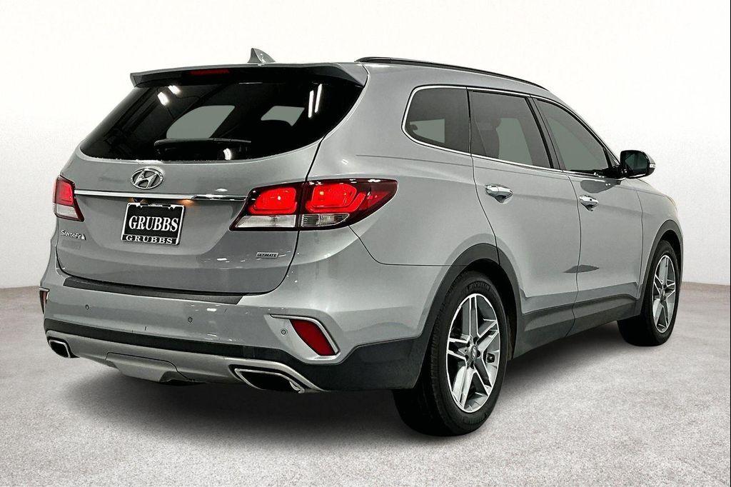 used 2017 Hyundai Santa Fe car