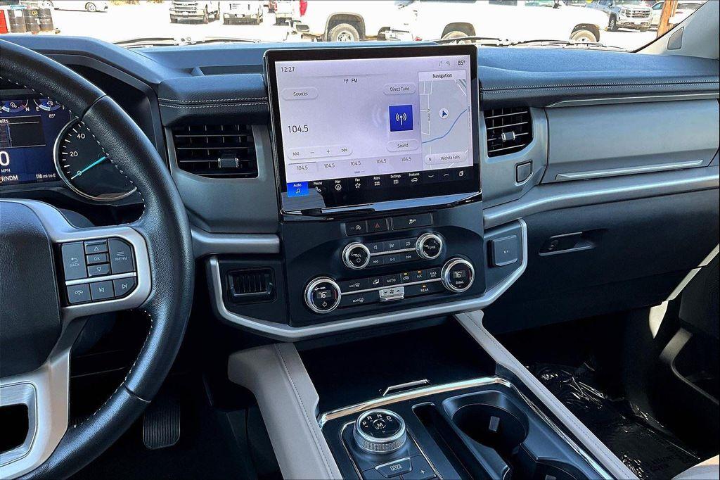 used 2024 Ford Expedition car, priced at $46,000