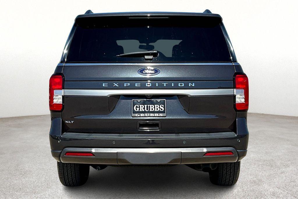 used 2024 Ford Expedition car, priced at $46,000