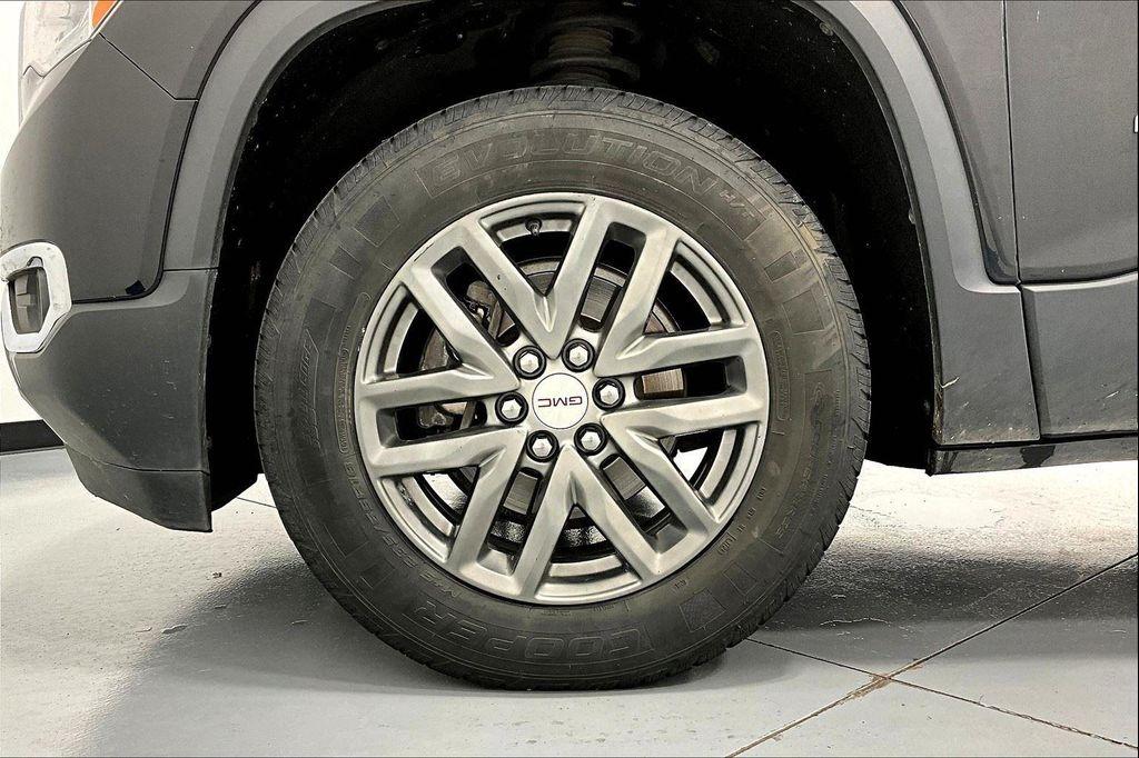 used 2018 GMC Acadia car, priced at $17,000