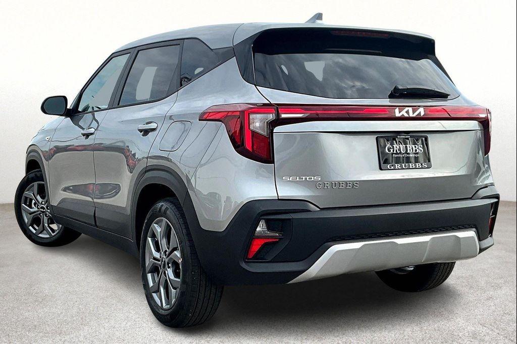 new 2026 Kia Seltos car, priced at $24,525