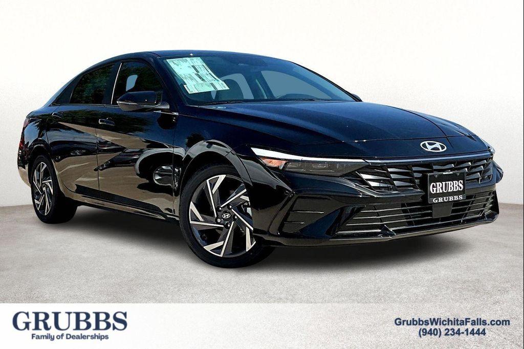 new 2025 Hyundai Elantra car, priced at $27,627