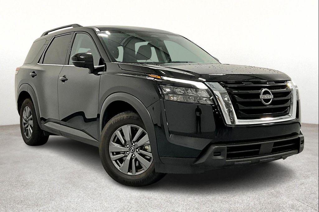 used 2024 Nissan Pathfinder car, priced at $29,000