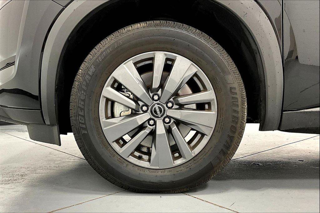 used 2024 Nissan Pathfinder car, priced at $29,000