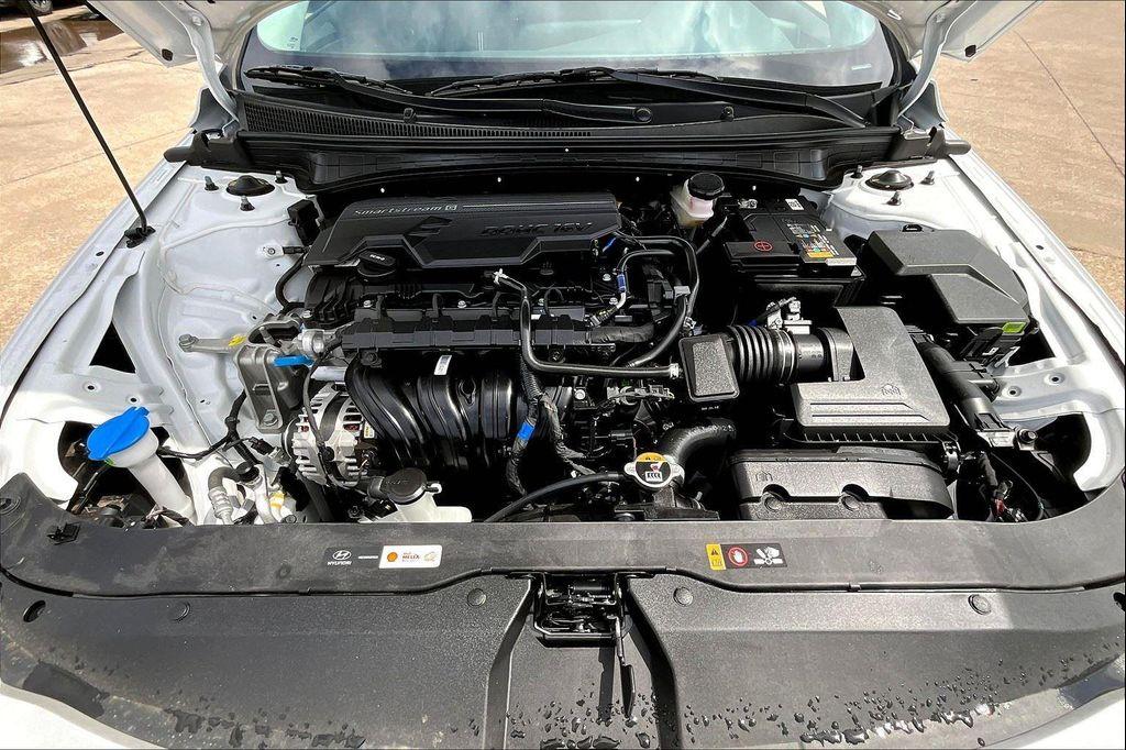new 2025 Hyundai Elantra car, priced at $26,029