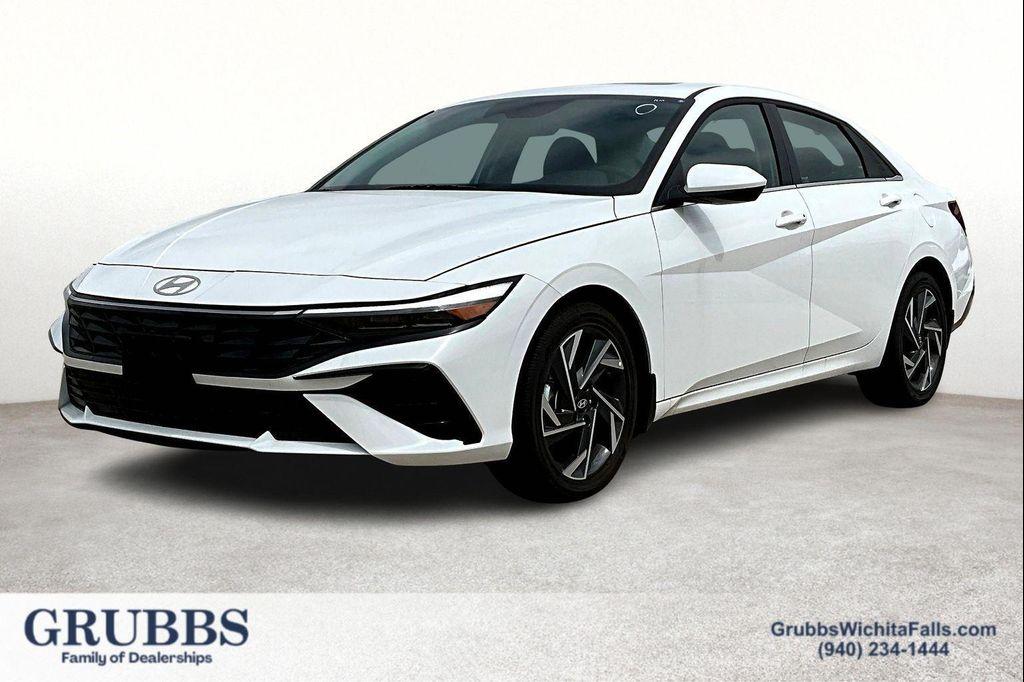 new 2025 Hyundai Elantra car, priced at $26,029