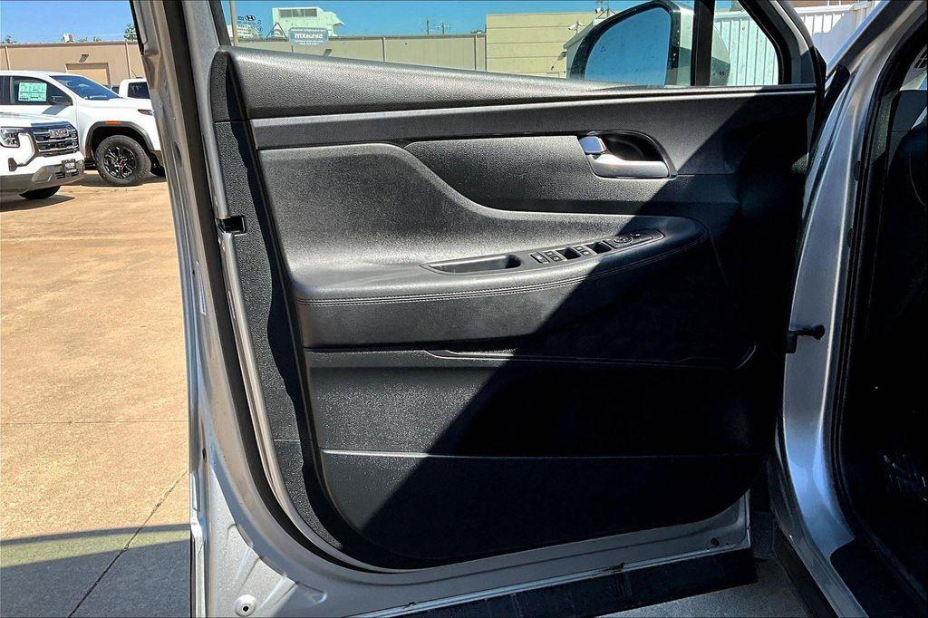 used 2023 Hyundai Santa Fe car, priced at $22,000