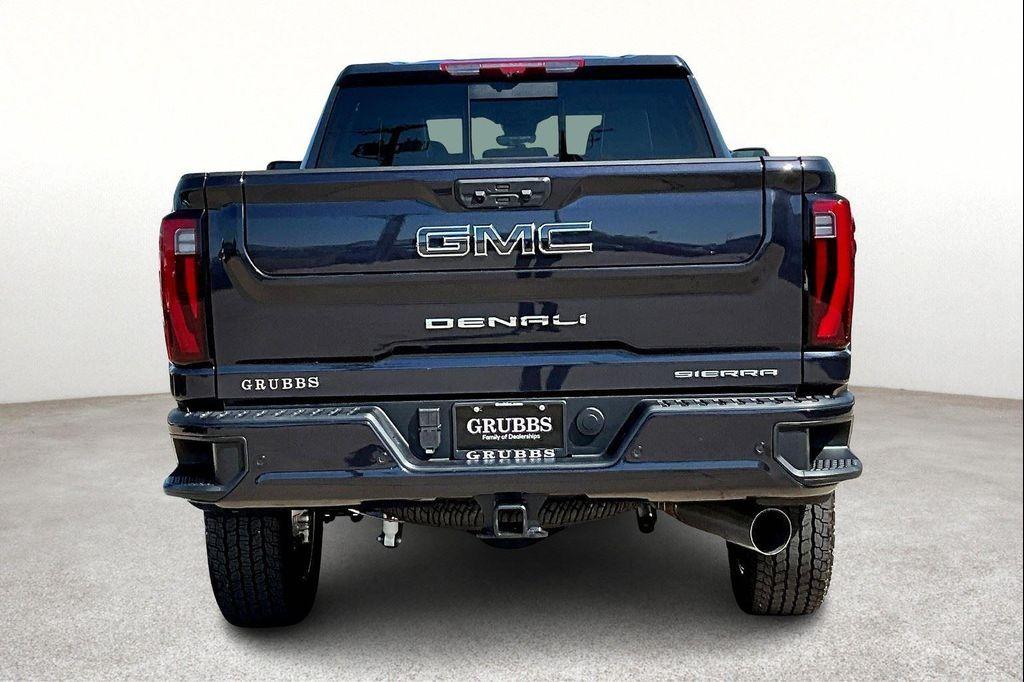 new 2025 GMC Sierra 2500 car, priced at $90,000