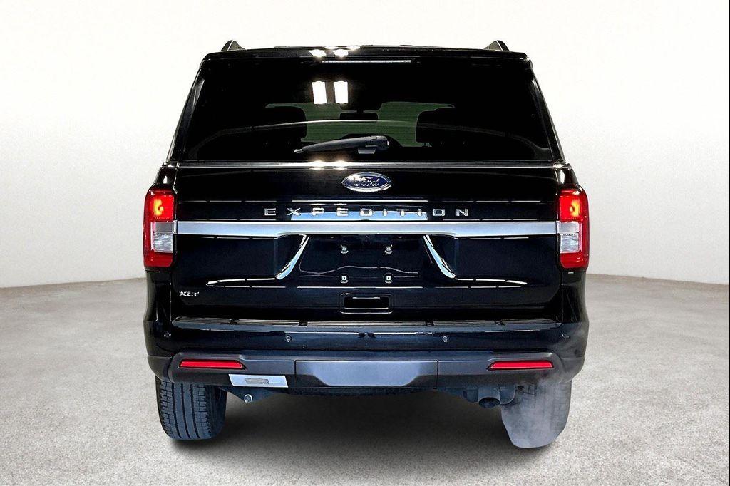used 2024 Ford Expedition car, priced at $46,458