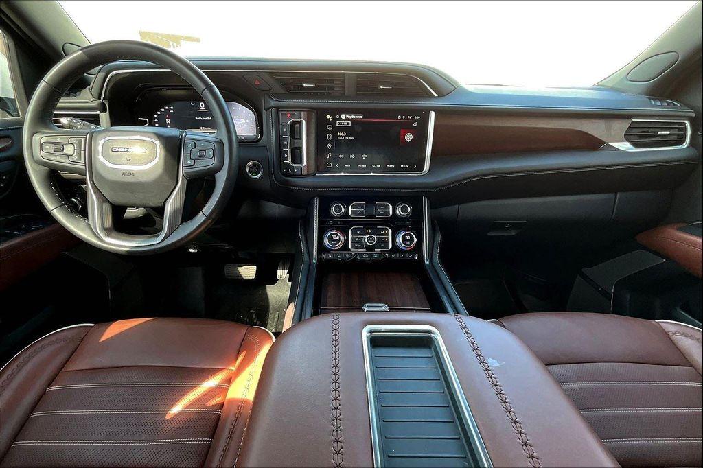 used 2023 GMC Yukon car