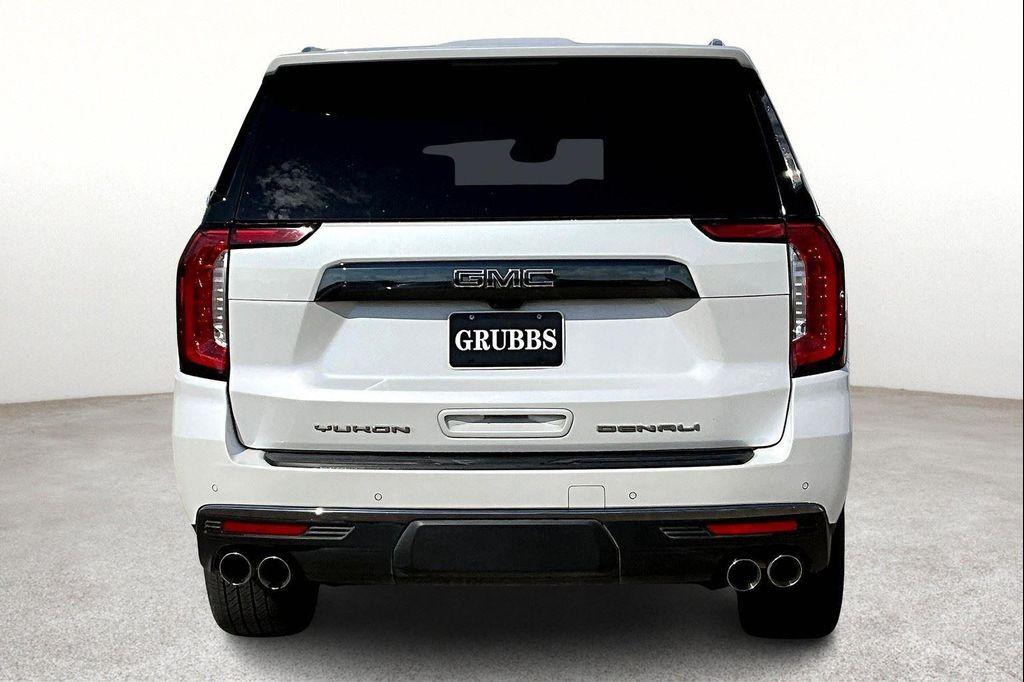 used 2023 GMC Yukon car