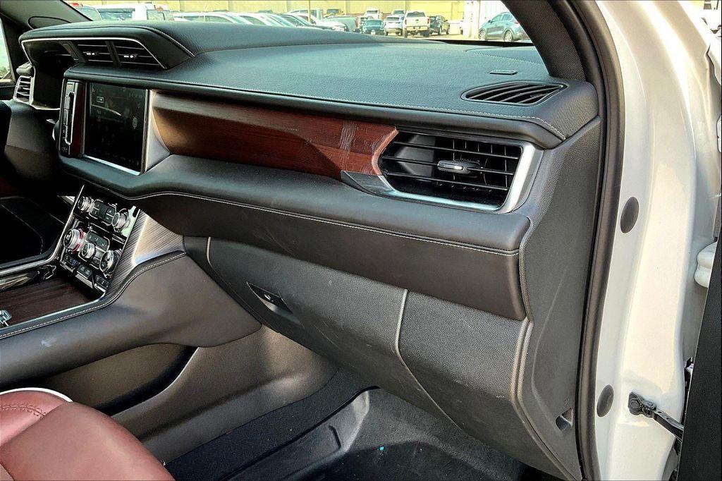 used 2023 GMC Yukon car