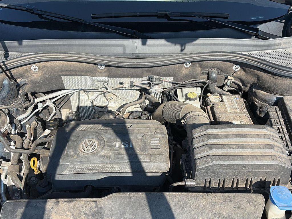 used 2021 Volkswagen Atlas car, priced at $18,500