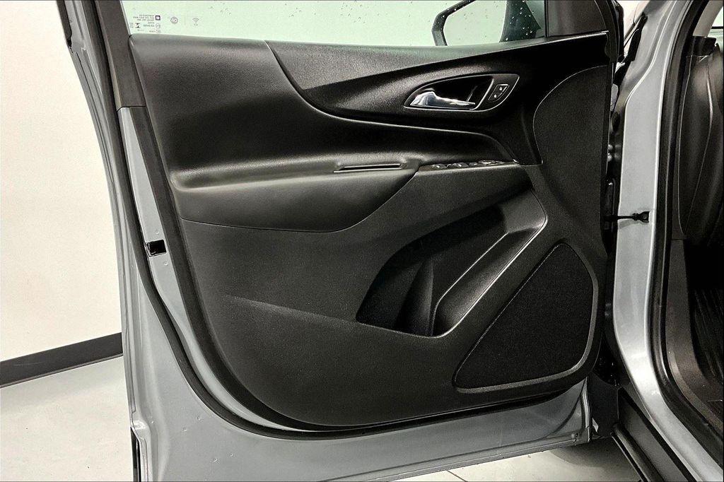 used 2023 Chevrolet Equinox car, priced at $22,000