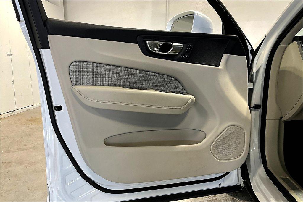 used 2022 Volvo XC60 car, priced at $25,000