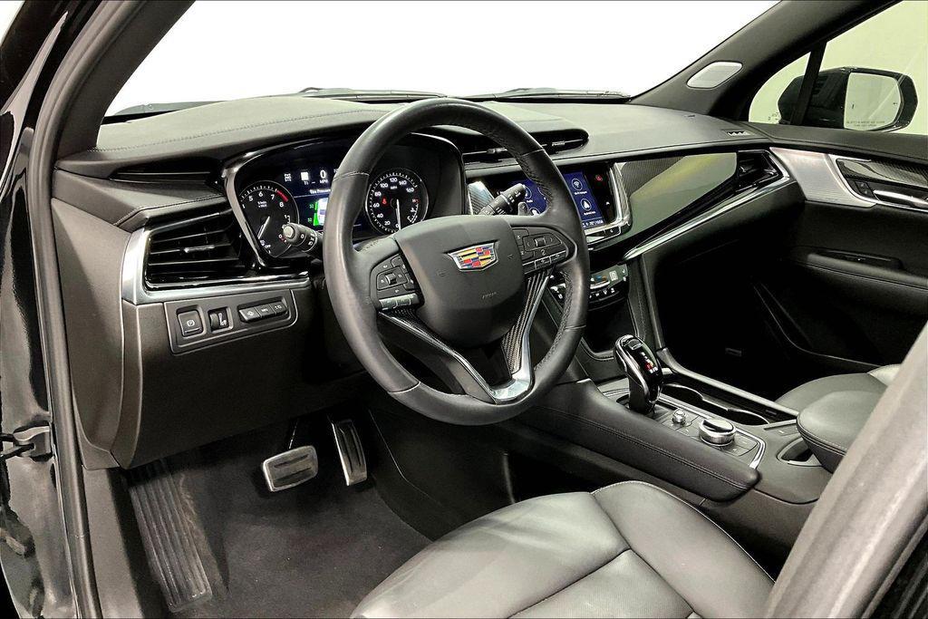 used 2024 Cadillac XT6 car, priced at $47,000