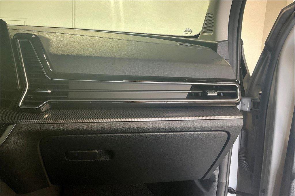 used 2025 Kia Sportage car, priced at $33,250