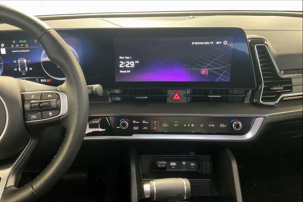 used 2025 Kia Sportage car, priced at $33,250