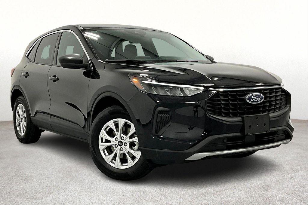used 2023 Ford Escape car, priced at $26,000
