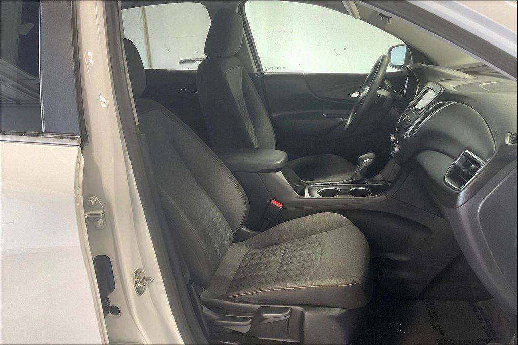 used 2023 Chevrolet Equinox car, priced at $22,000