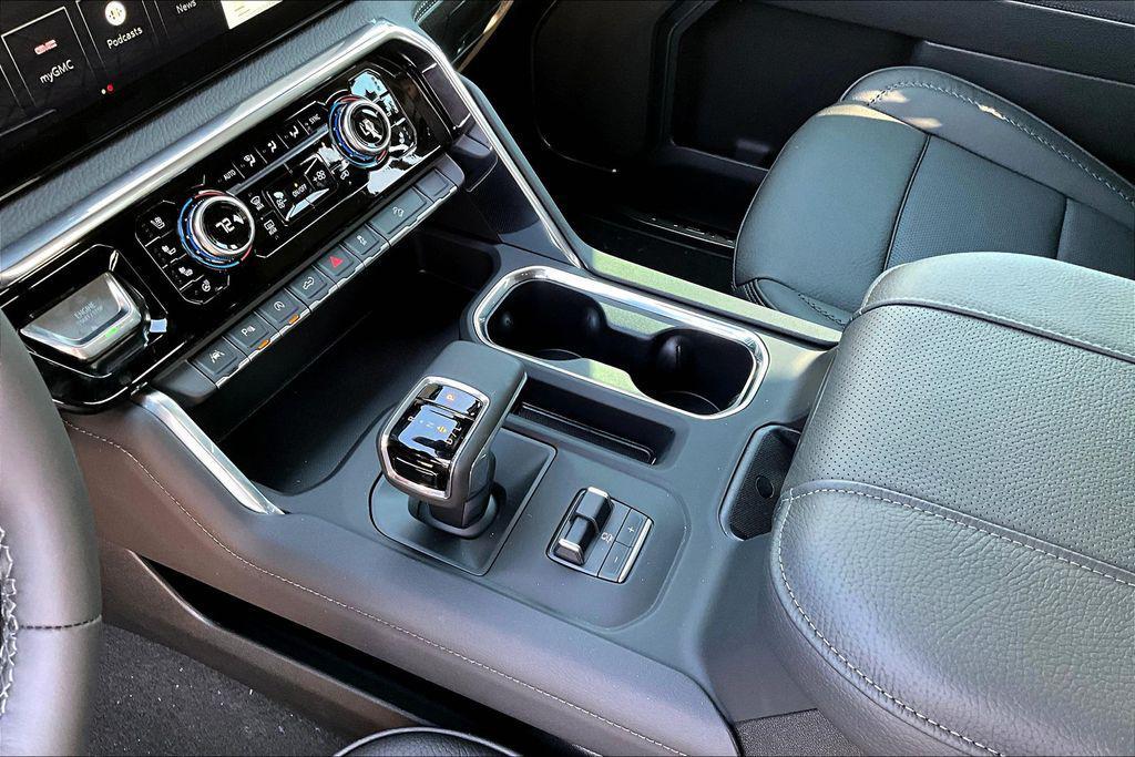 new 2025 GMC Sierra 1500 car, priced at $66,735