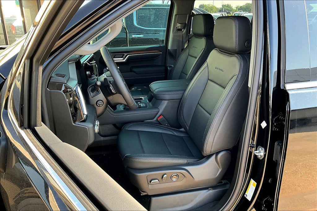 new 2025 GMC Sierra 1500 car, priced at $66,735