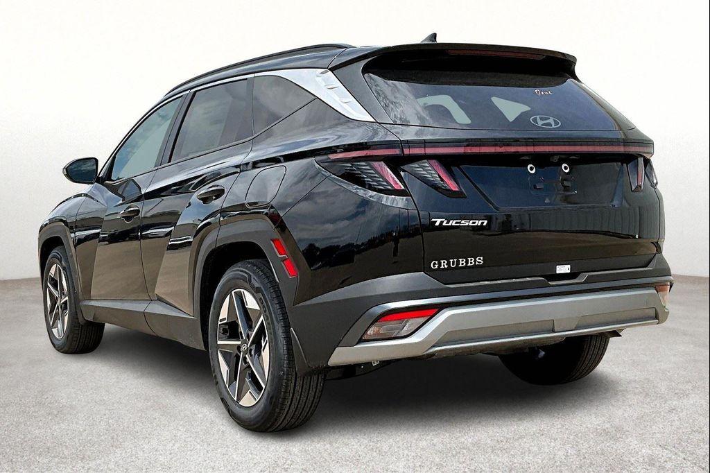 new 2025 Hyundai Tucson car, priced at $33,238