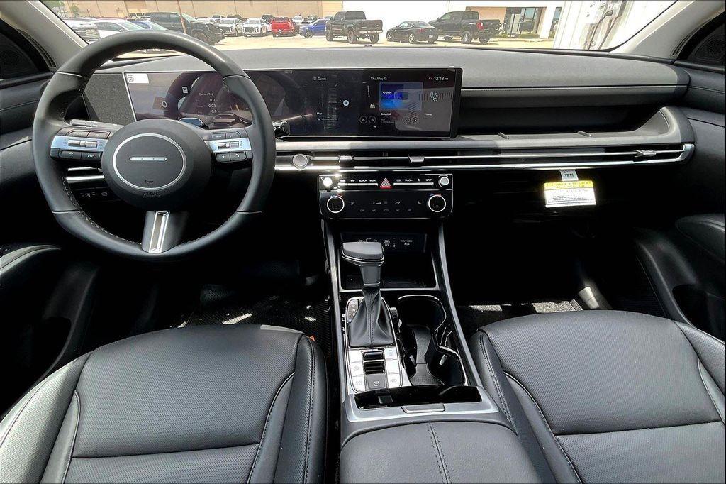 new 2025 Hyundai Tucson car, priced at $33,238