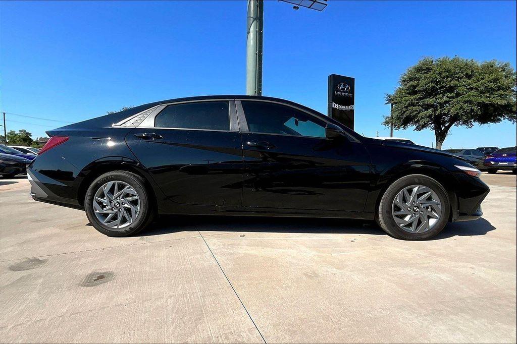 new 2025 Hyundai ELANTRA HEV car, priced at $26,241