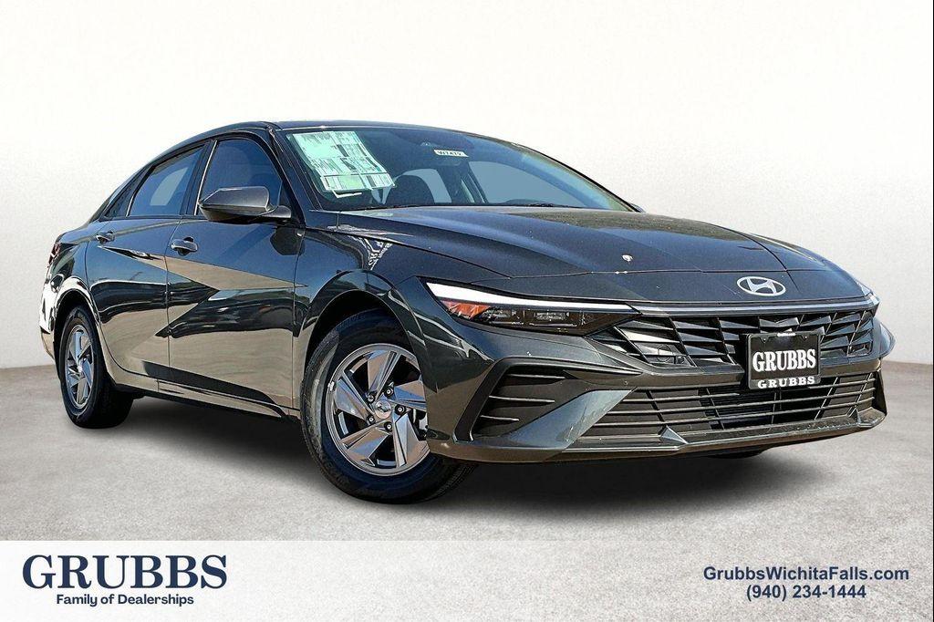 new 2025 Hyundai Elantra car