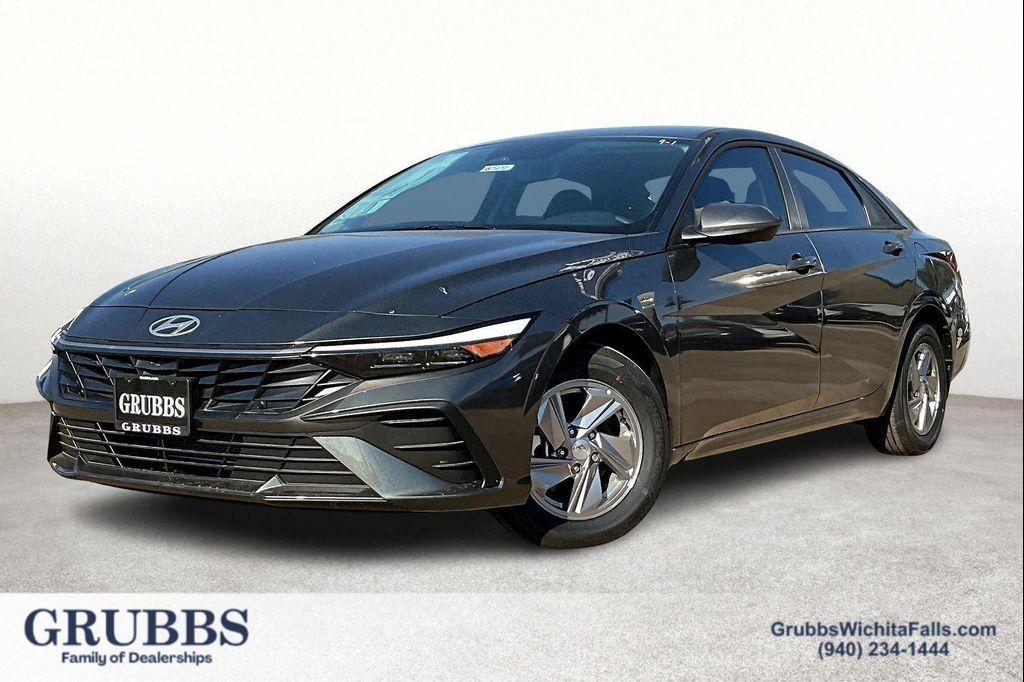 new 2025 Hyundai Elantra car