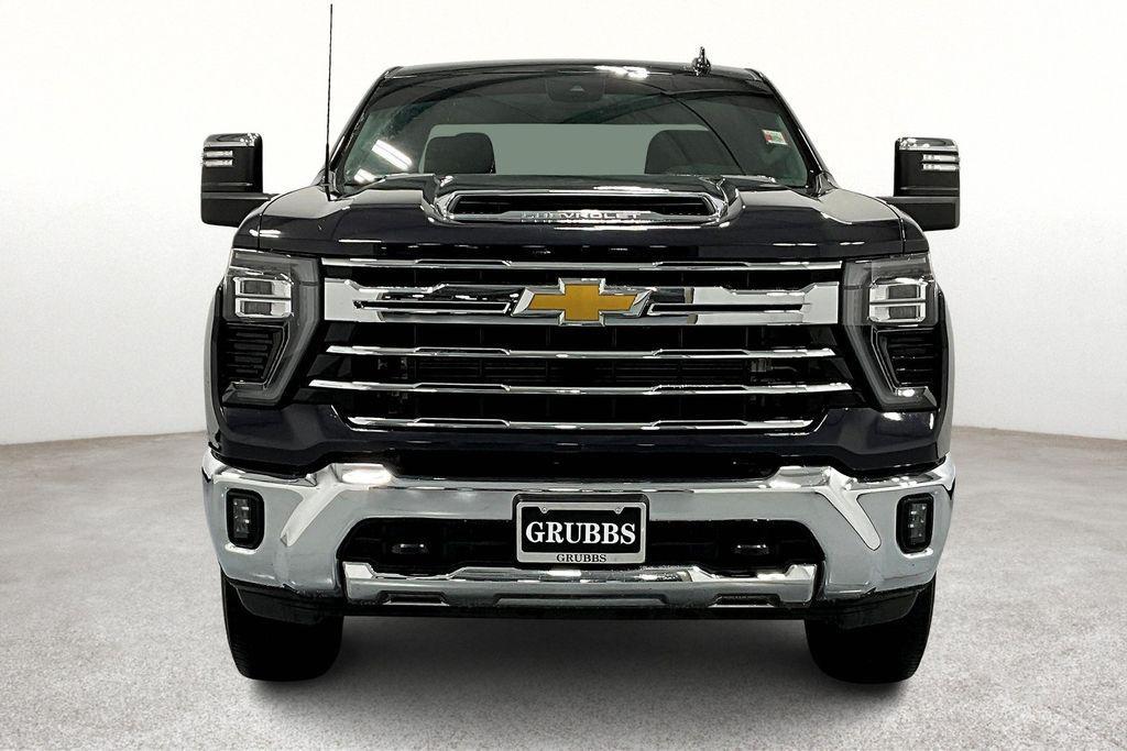 used 2024 Chevrolet Silverado 2500 car, priced at $61,000