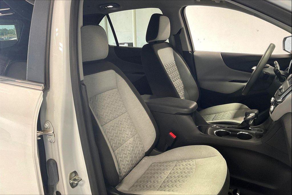 used 2023 Chevrolet Equinox car, priced at $17,750