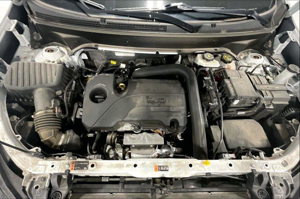 used 2023 Chevrolet Equinox car, priced at $17,750