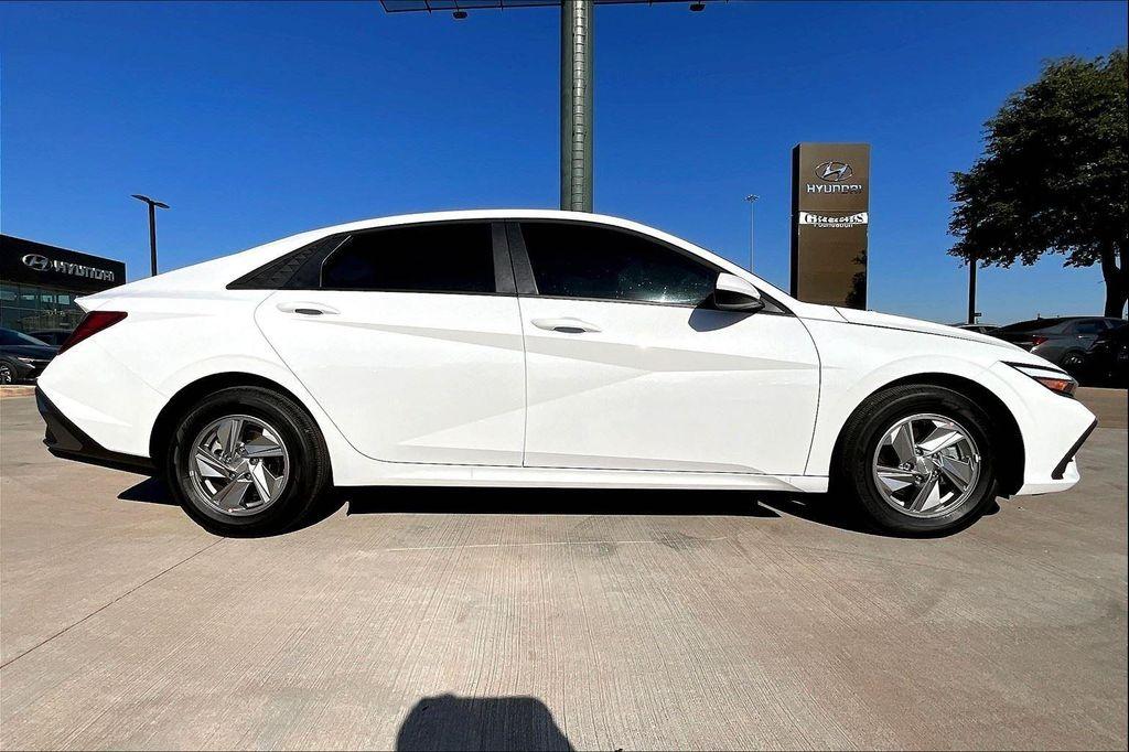 new 2025 Hyundai Elantra car, priced at $23,927