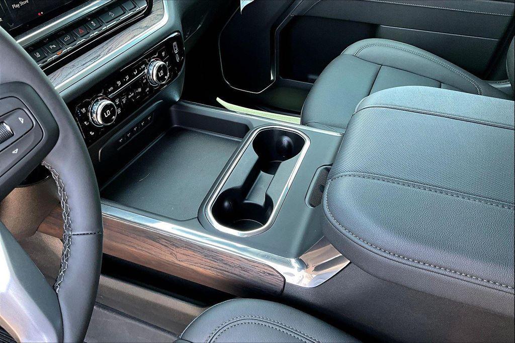 new 2025 GMC Sierra 2500 car, priced at $73,000