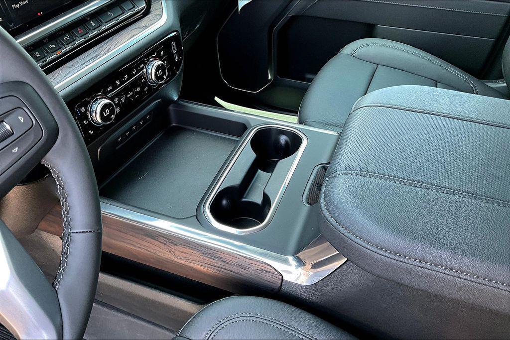 new 2025 GMC Sierra 2500 car, priced at $73,989