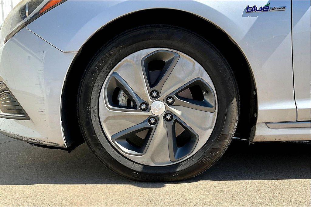 used 2016 Hyundai Sonata Hybrid car, priced at $13,000