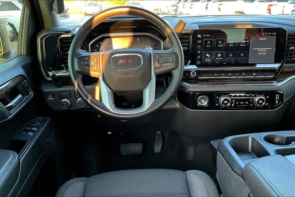used 2024 GMC Sierra 1500 car, priced at $41,000